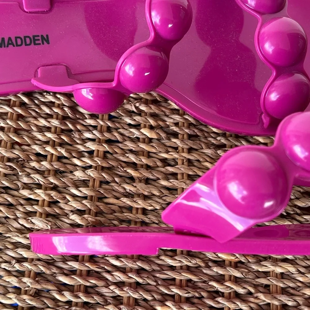 Steve Madden Zaza Bubble Strap‎ Slide Sandals Bright Pink Size 9 - Picture 10 of 10